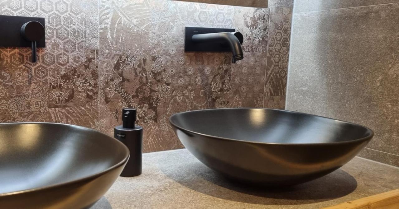Hotel Goldene Rose Reutte Ngoại thất bức ảnh