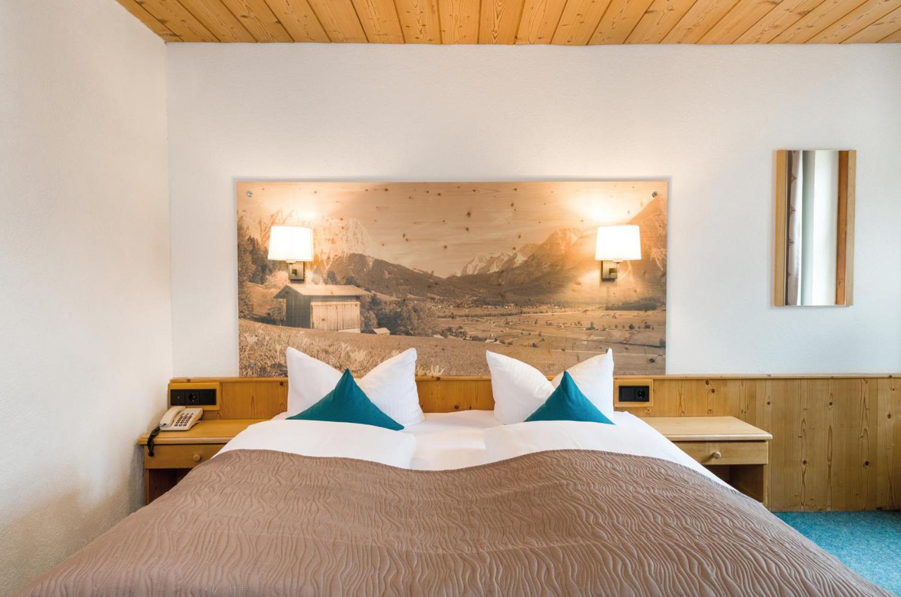 Hotel Goldene Rose Reutte Phòng bức ảnh